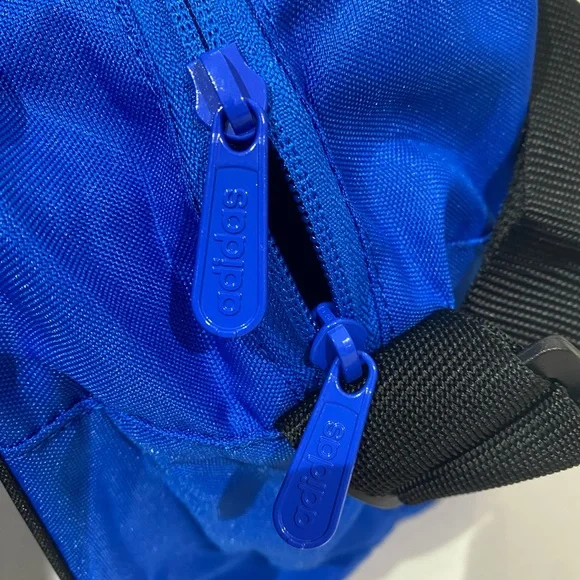 Adidas sport bag - Picture 4 of 5